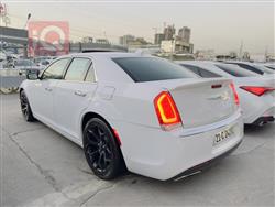 كرايسلر 300